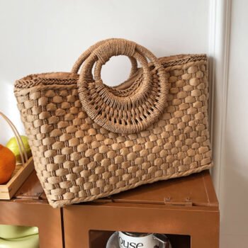 Fashionable Holiday Beach Handmade Straw Bag