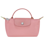 Elan_Bag_Keychain_Beautiful_Background_76924787-b510-476c-b7a2-be81f399a4ff