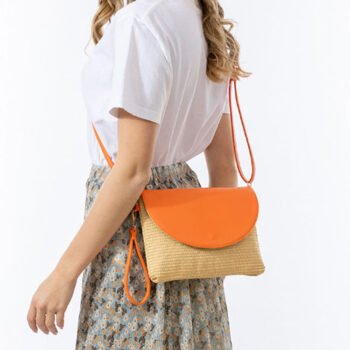 Detachable Shoulder Strap Grass Woven Clutch