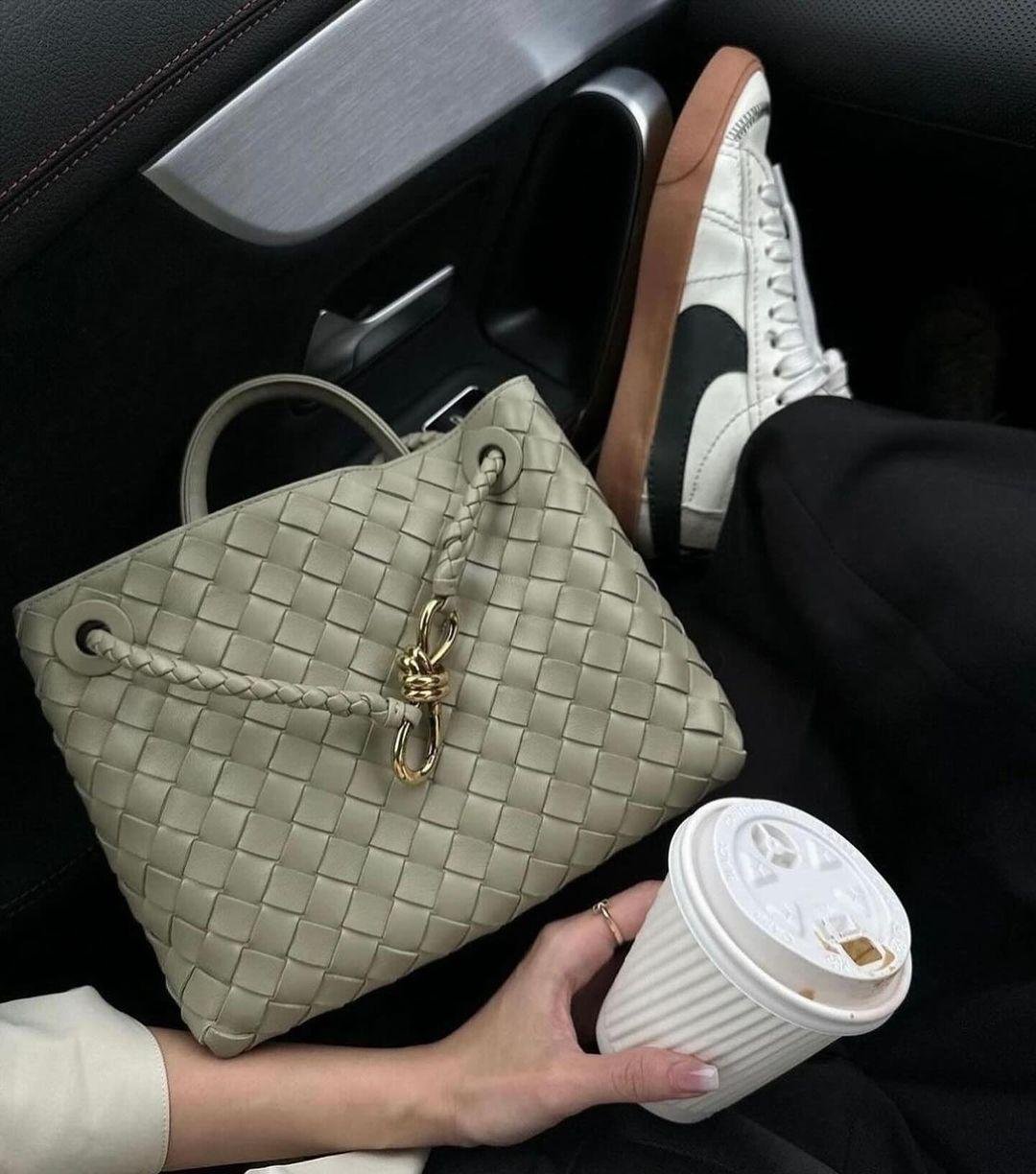 67be4fcb6c324911968c8a605598d50e