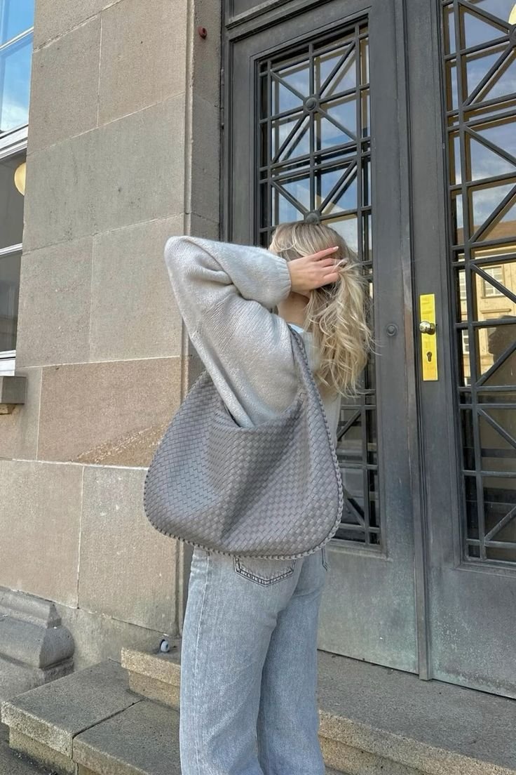 94d5ef3a9b3f4e2319aaeb529628157b