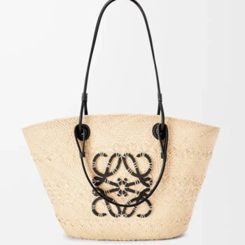 Savannaa?¡é Bag a?? Artisanal Elegance with Summer Charm