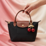 Elan_Bag_Keychain_Beautiful_Background