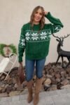 Christmas_Snowflake_cable_knit_sweater_vintage_outfit_ideas_holidays_green_and_red-02-1