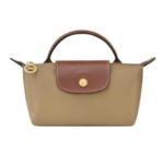 Elan_Bag_Keychain_Beautiful_Background_76924787-b510-476c-b7a2-be81f399a4ff