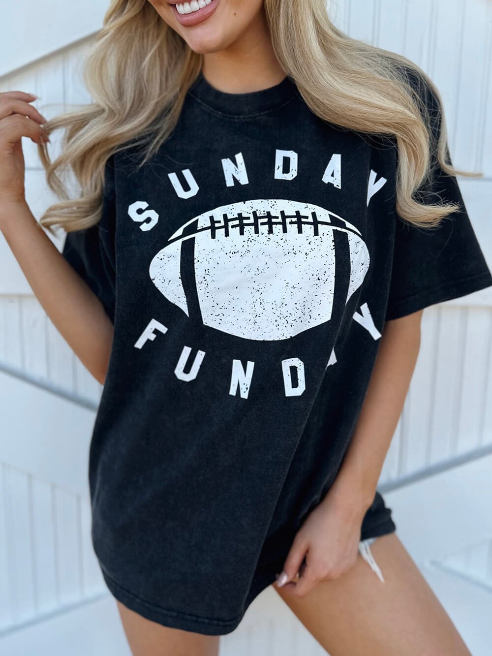 Mineral-Wash_SUNDAYFUNDAY_BlackTee_Pre-OrderShips_yy