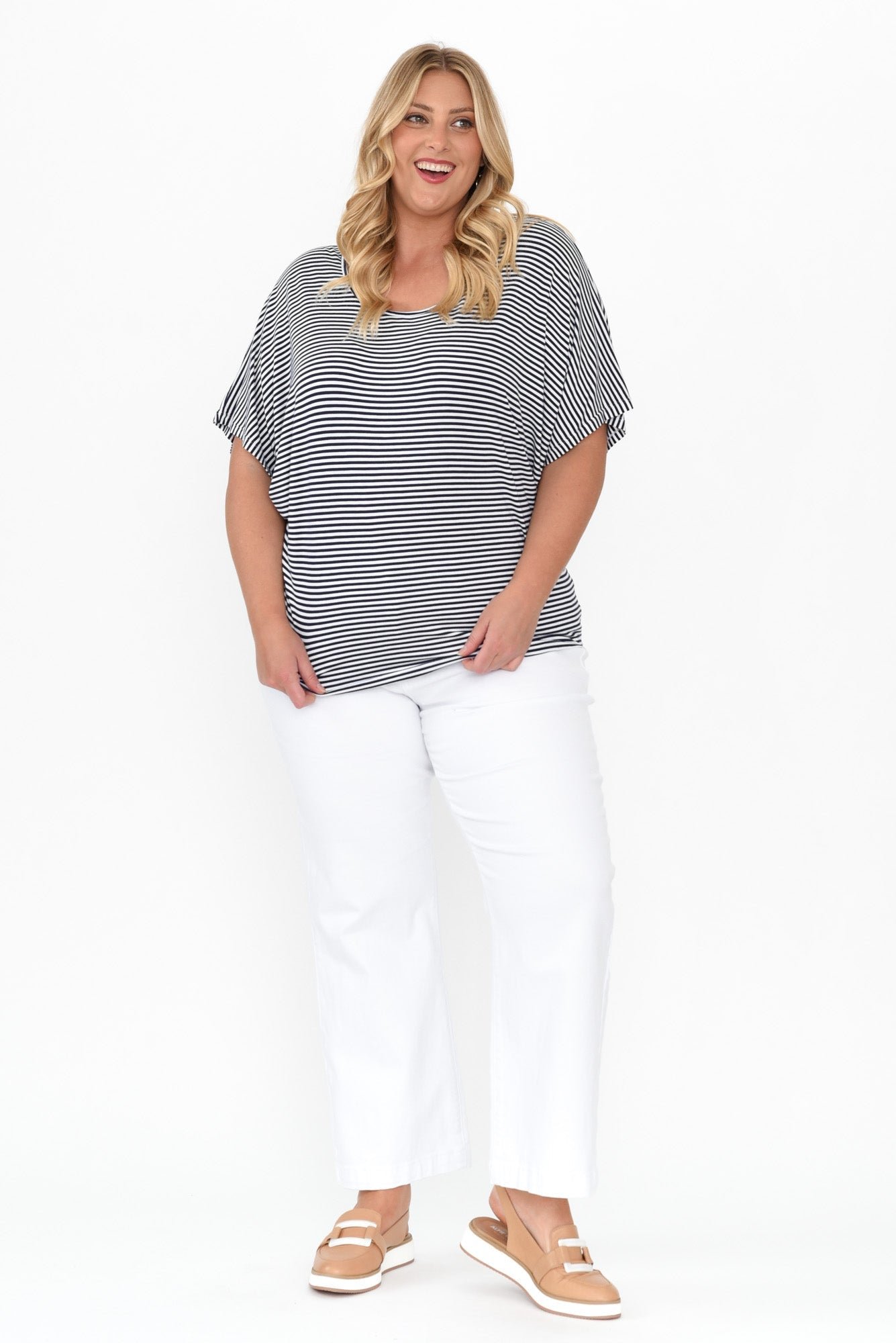 NavyandWhiteStripeMauiTee20RetroWhiteWideLegJeans3XL_3