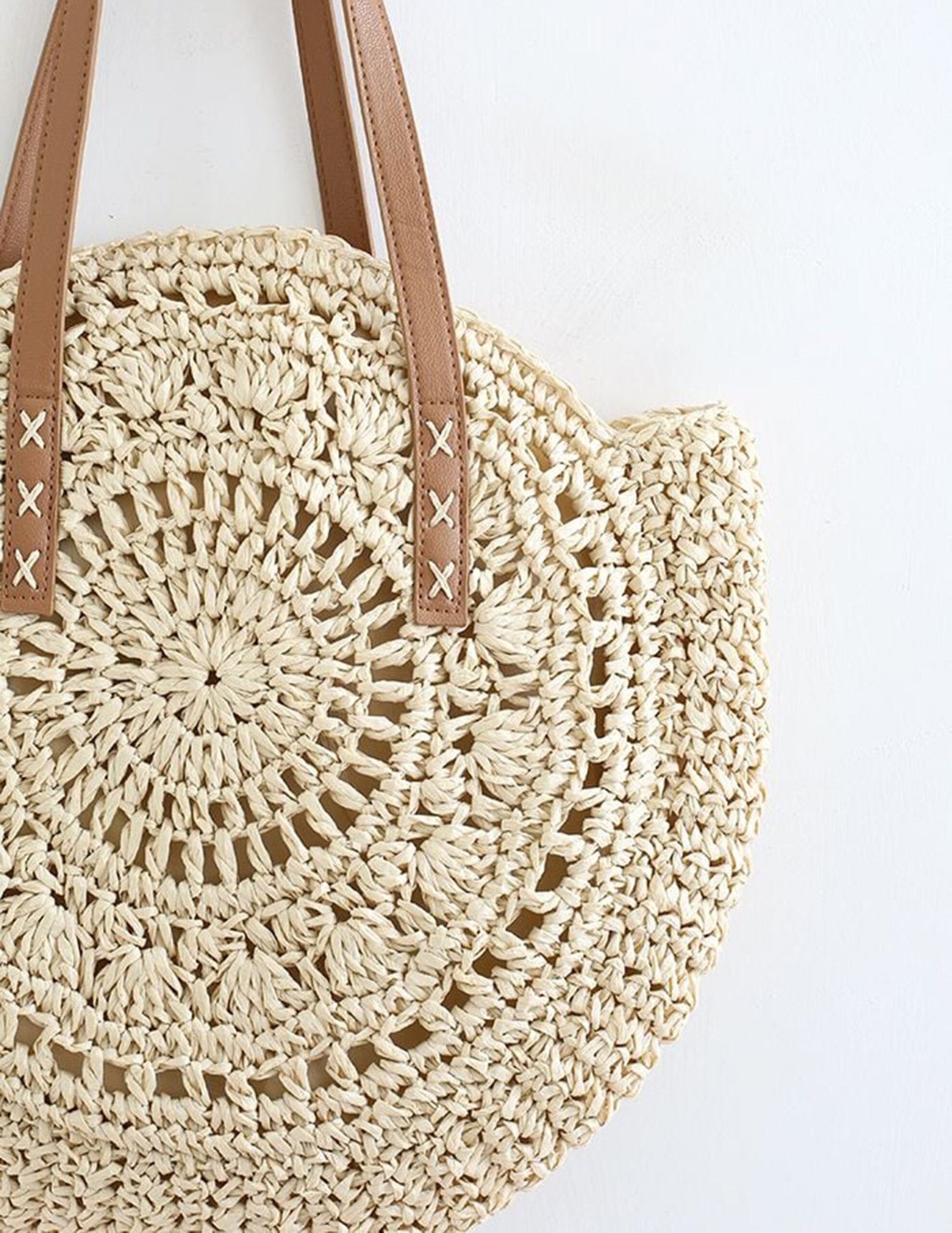RoundWovenStrawShoulderBaginCamel_1