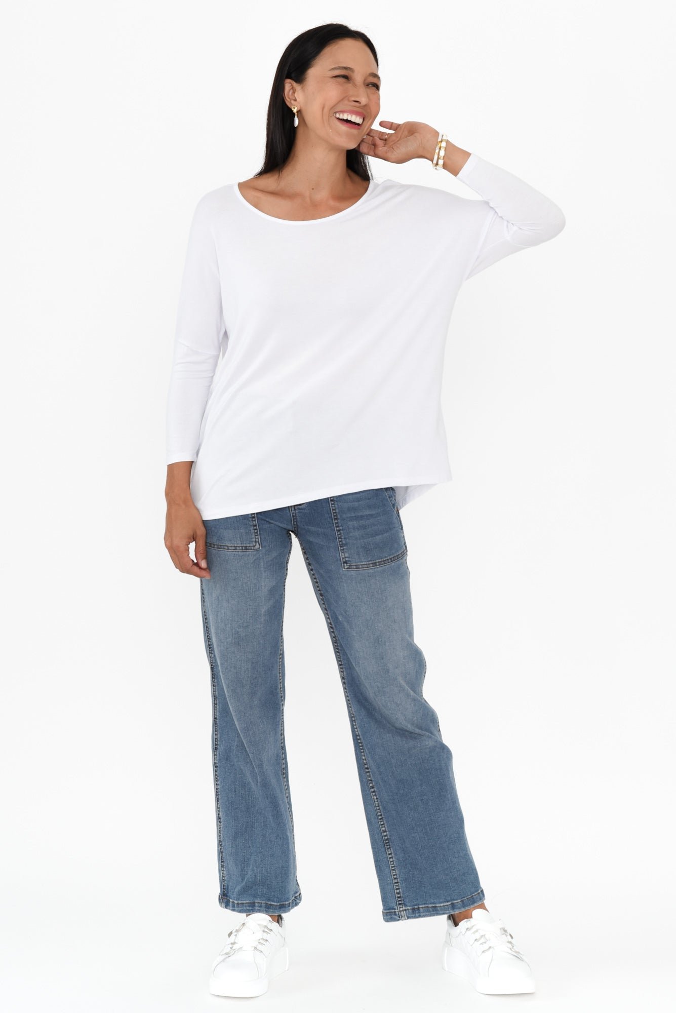 WhiteMilan34SleeveTopOrwellMidBlueWideLegJeans_1