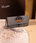 Wrangler_Aztec_Embroidered_Wallet_Beige