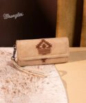 Wrangler_Aztec_Embroidered_Wallet_Beige