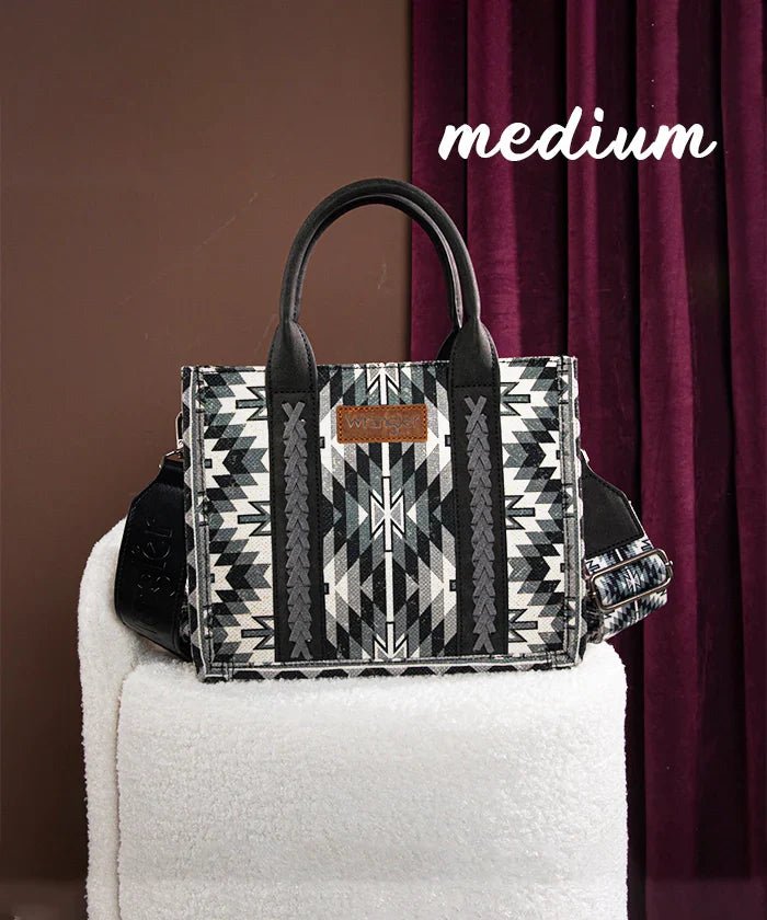 Wrangler_Aztec_Print_Whipstitch_Canvas_Tote_Bag_Set_Black1