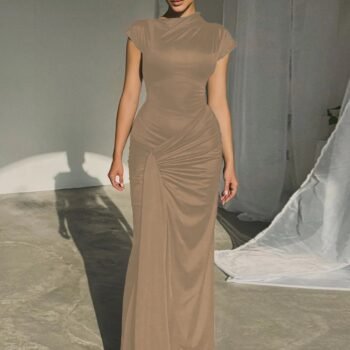 Elegant Pleated Bandage Dress ¨C Sculpted Fit with Front Knot Detail