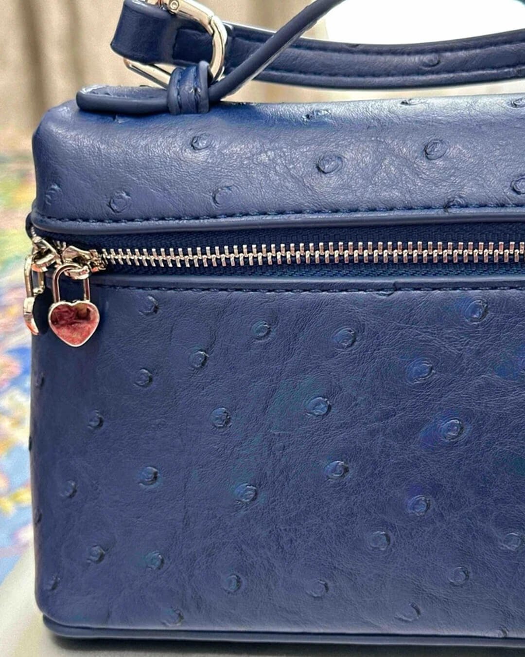 e0274b2369b23e6bed1ce24ad1ae04d4