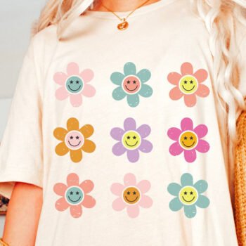 Smiling daisy Graphic Basic Tee