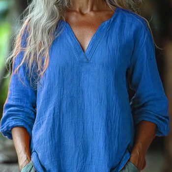 VivaLoom™ Essential V-Neck Tee