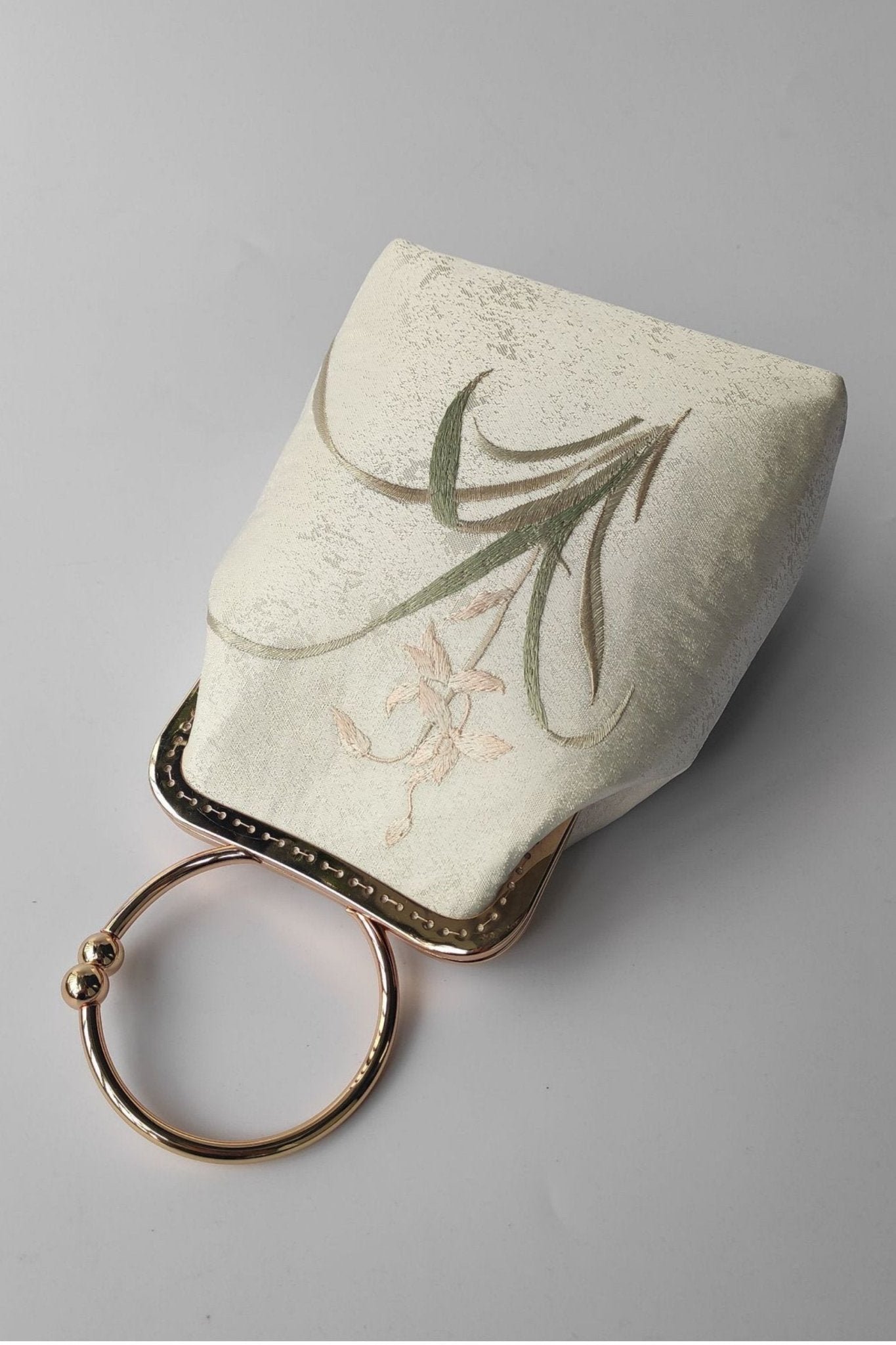 liz-embroidered-satin-bag-sa0020714919-beige-sunfere-575139