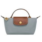 Elan_Bag_Keychain_Beautiful_Background_76924787-b510-476c-b7a2-be81f399a4ff